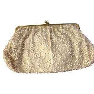 Lamured Vintage Bead clutch